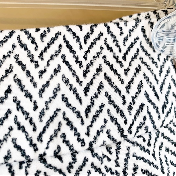 WHBM print shorts dress pockets 5” inseam 00 - Picture 7 of 7